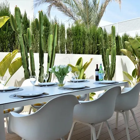With Private Pool * Llobregales